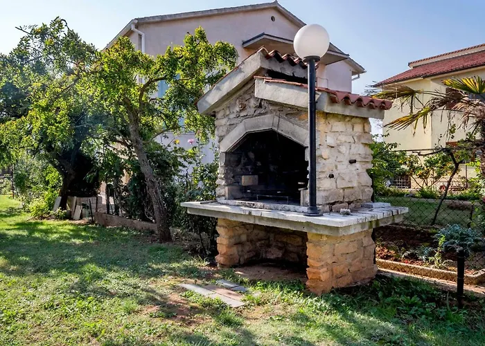 Hilde Blue-4 By Interhome