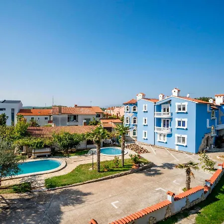 Hilde Blue-4 By Interhome Apartment
